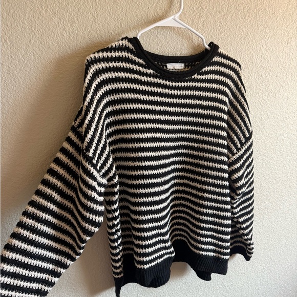 Anthropologie Little Lies Crewneck Black&White Striped Cozy Knit Sweater Basic - Picture 3 of 9